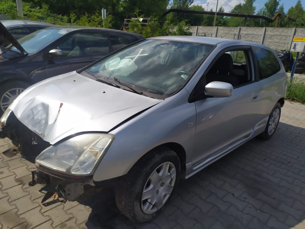 You are currently viewing Na auto złomie: tanie auta, duże koszty