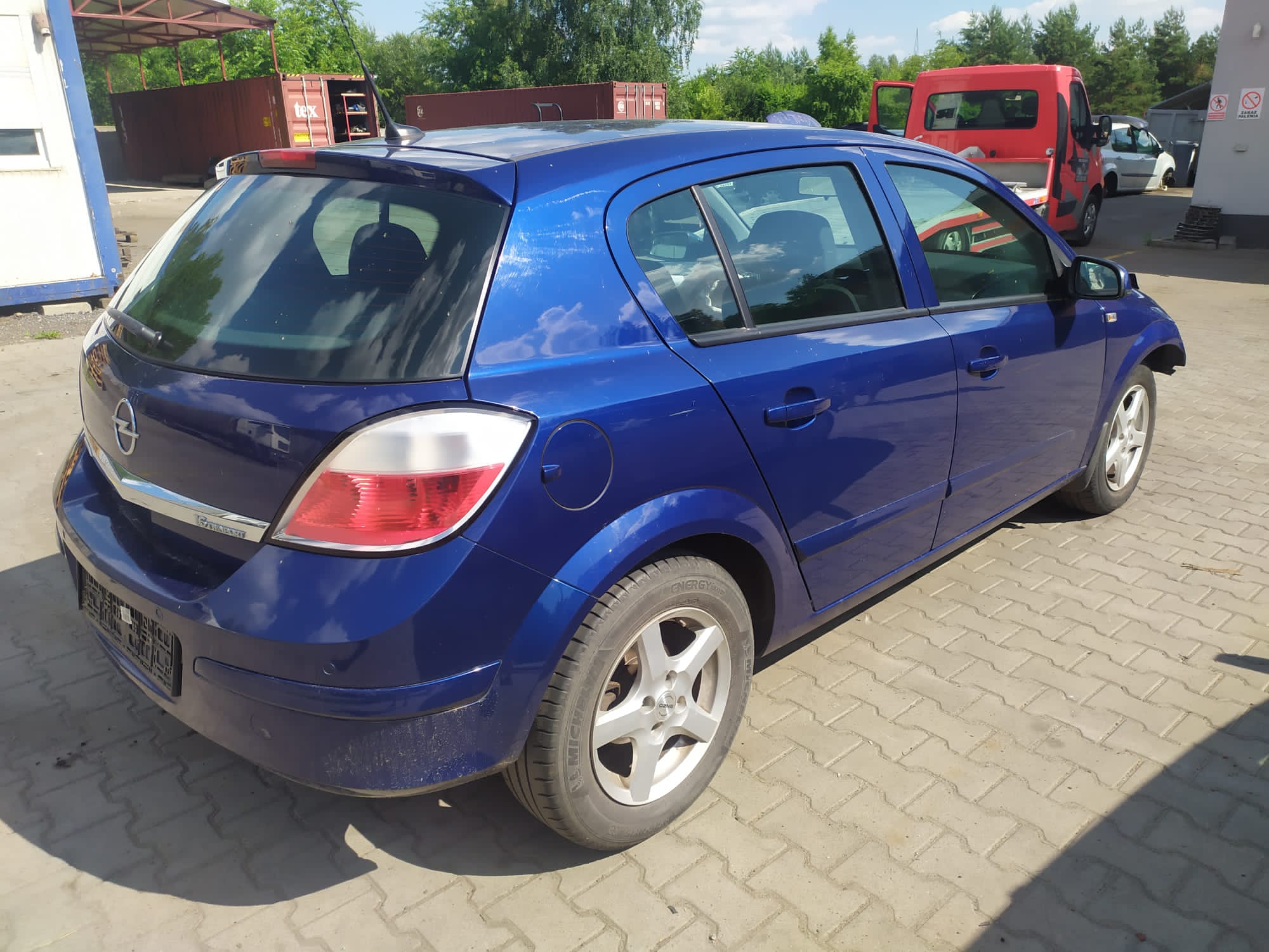 You are currently viewing 5 samochodów, które jeżdżą mimo wieku