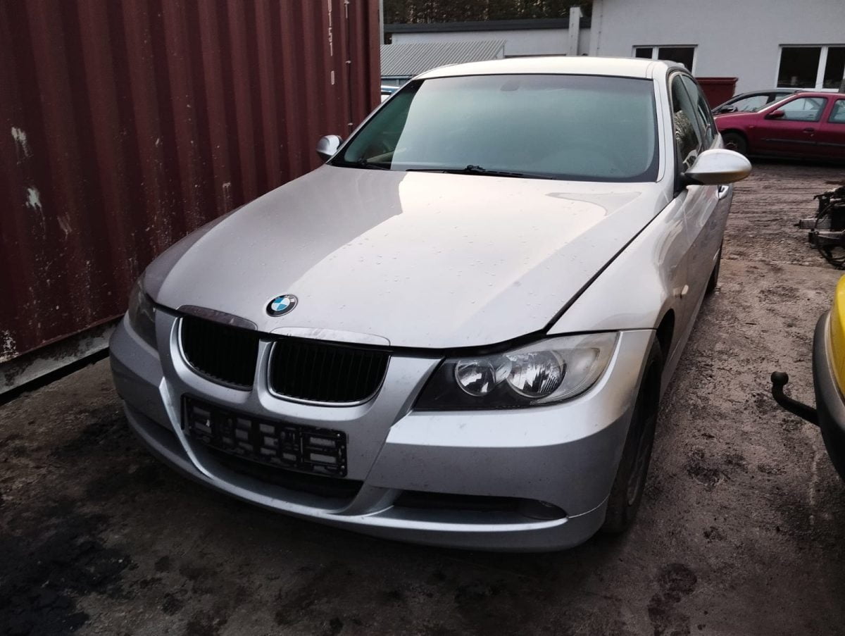 Read more about the article Szrot to Twój partner w świecie motoryzacji