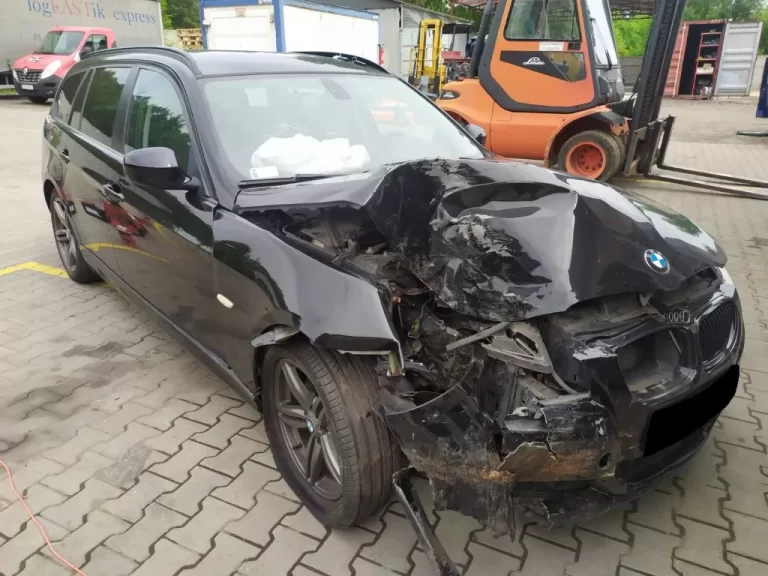 Ten samochód nadaje się już tylko do auto kasacji