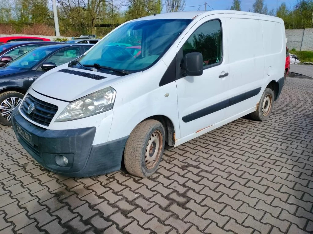 Na nasze auto złomowisko przyjmujemy też pojazdy, które na pierwszy rzut oka nie wyglądają na uszkodzone.