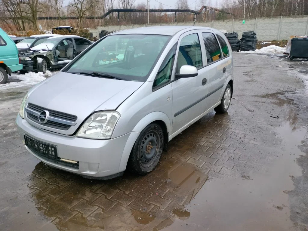 Sprawdź, ile zapłacimy za takie auto na złom w naszym kalkulatorze złomowania samochodu