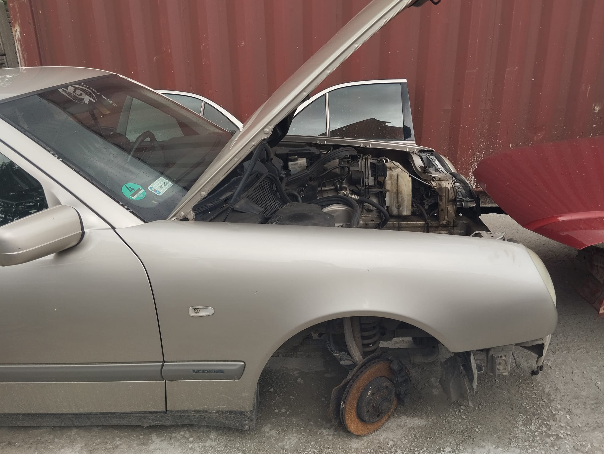 Read more about the article Co można kupić na szrocie? Podajemy przykłady