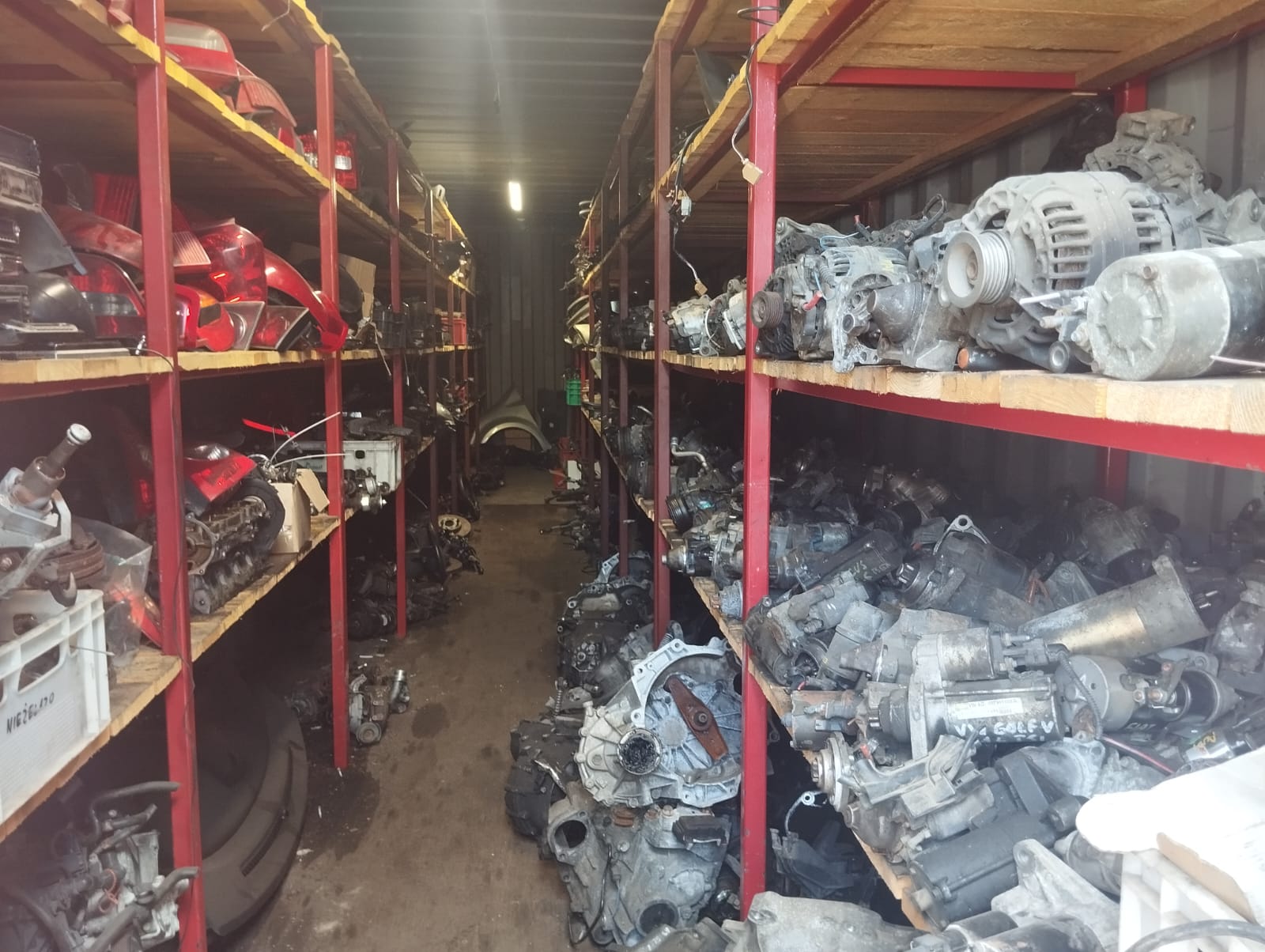 You are currently viewing Jak przed zakupem ocenić stan techniczny używanej części do samochodu?