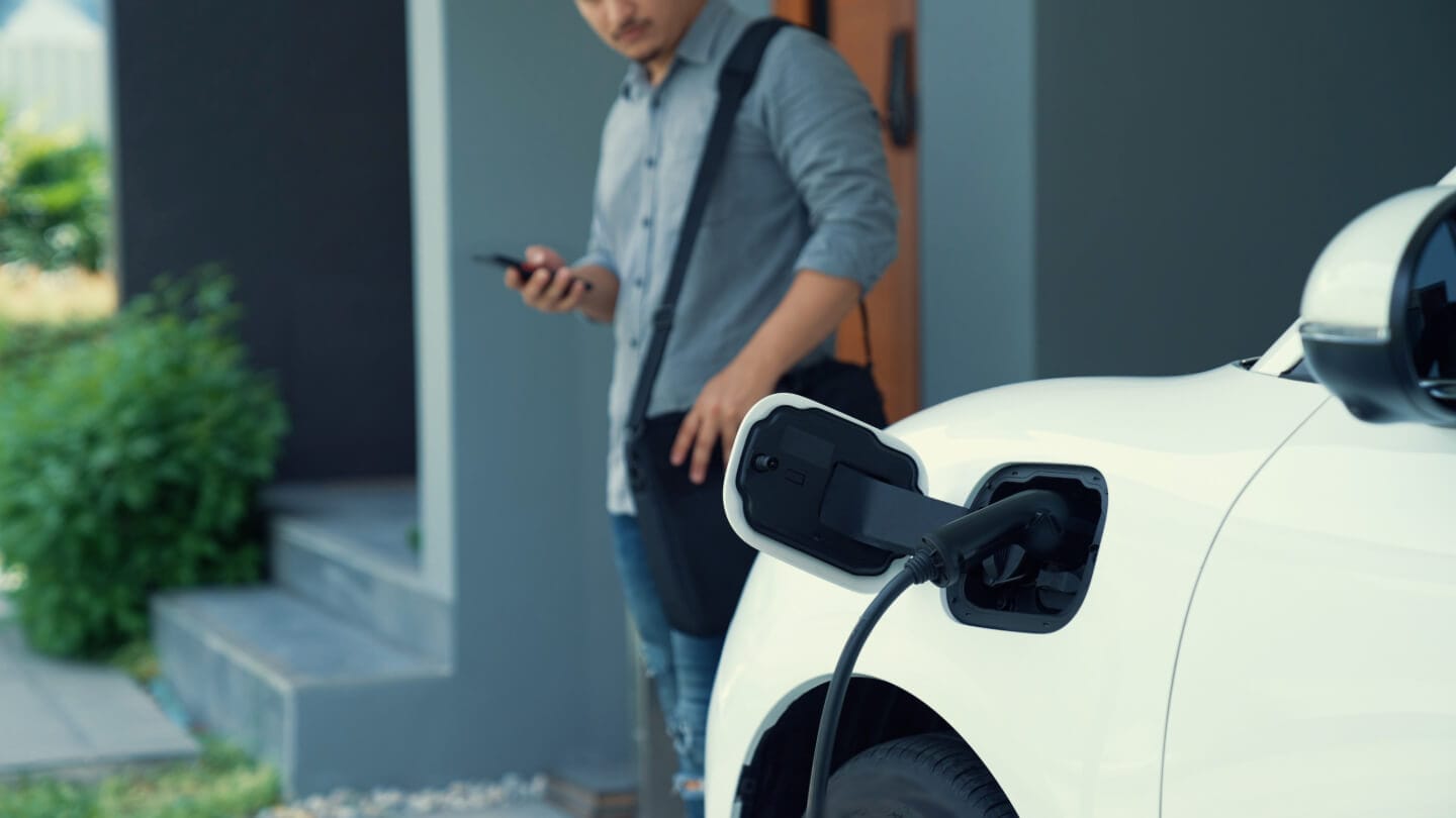 Jak złożyć wniosek o dotację w programie NaszEauto?