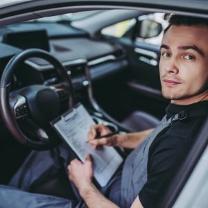 Kiedy potrzebne jest upoważnienie do złomowania pojazdu?