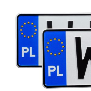 Czy trzeba oddać tablice rejestracyjne po złomowaniu auta?