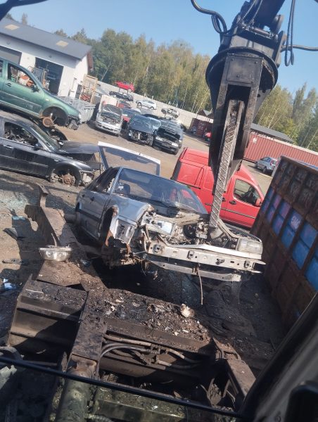 Auto złom Libiąż – kasacja samochodu osobowego